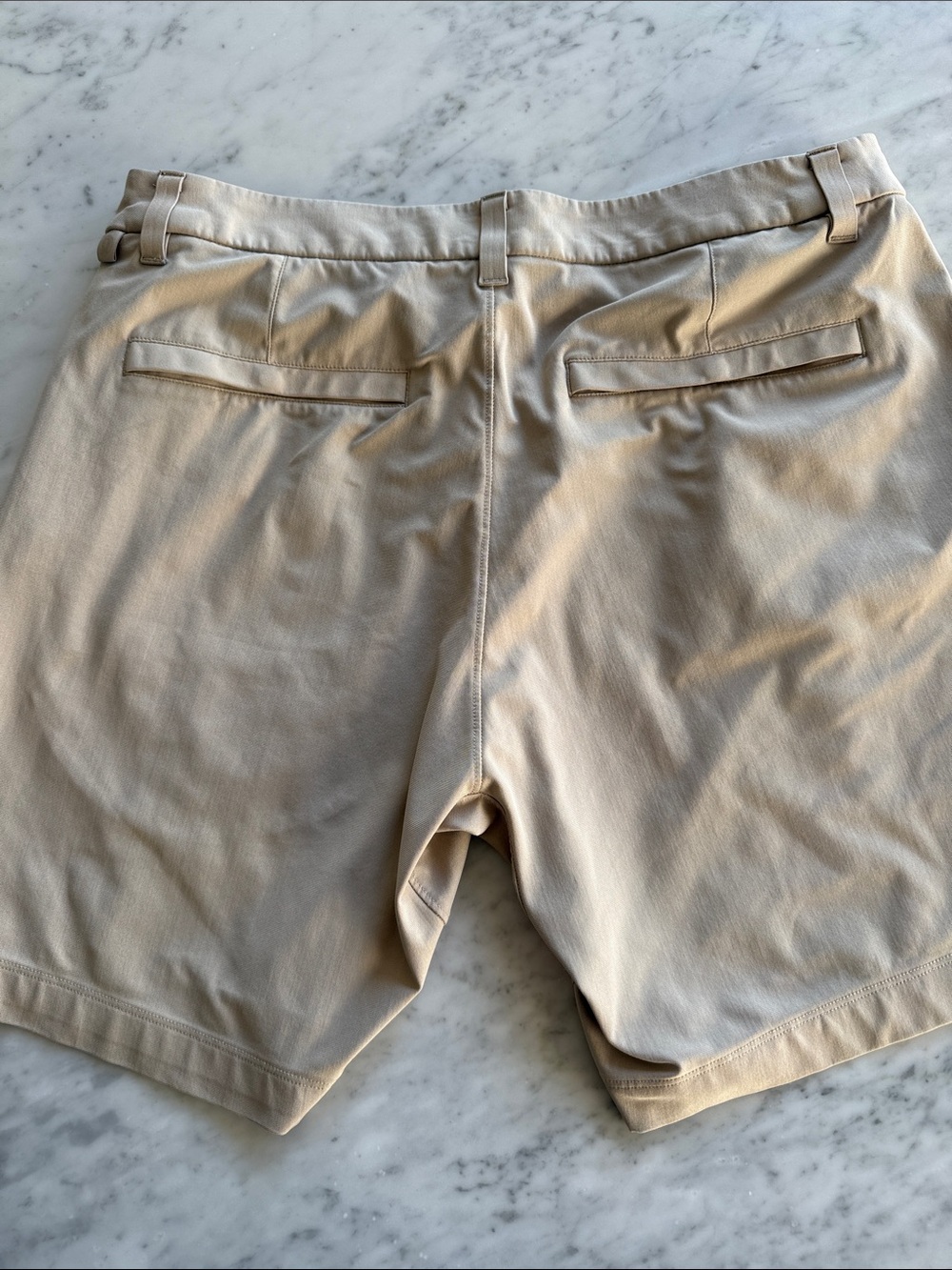 Lululemon Men’s ABC 7in Shorts - Picture 6 of 7